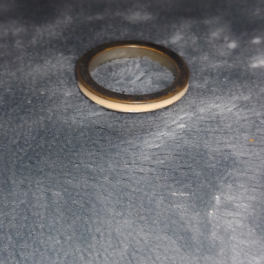Elegant Gold-Tone Women's Ring